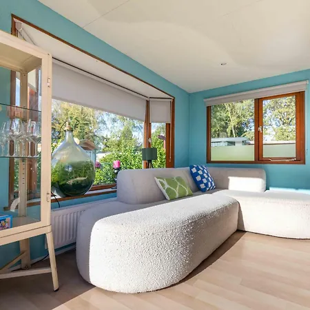 Kleurrijk Boshuisje Sole Op De Veluwe Nyaraló *