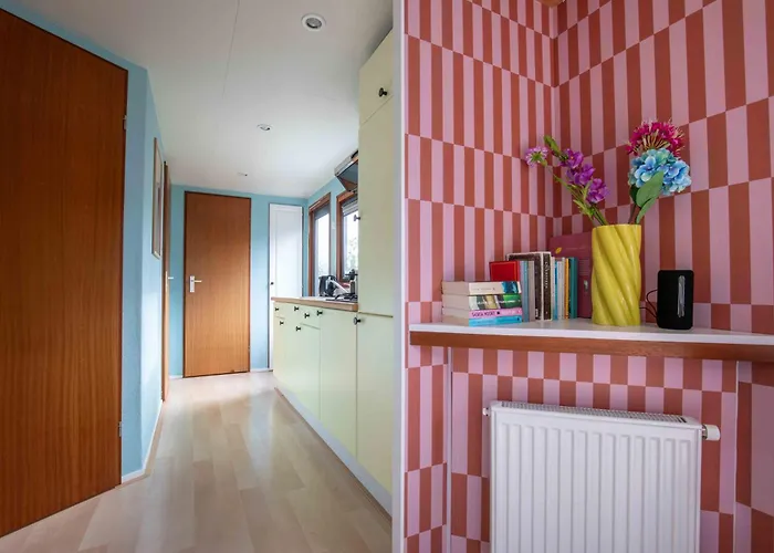 Kleurrijk Boshuisje Sole Op De Veluwe Semesterbostad