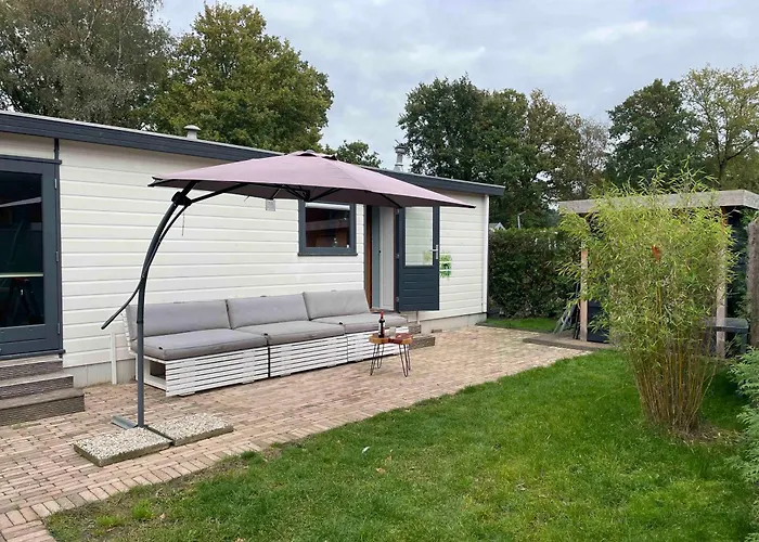 Kleurrijk Boshuisje Sole Op De Veluwe Semesterbostad